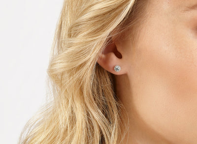Tips for Buying Gift Jewelry for Her | Women Jewelry Buying Guide